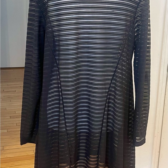 Great black swimsuit coverup! - Picture 2 of 4